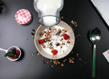 Recept na domácu granolu: Doprajte si lahodné a výživné raňajky!