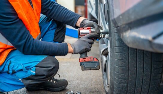 Ako pracovať s rázovým uťahovákom? Tipy pre začiatočníkov aj pokročilých